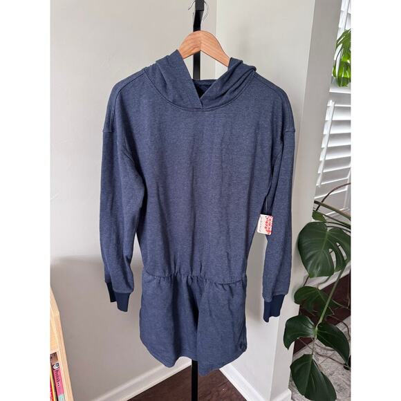 Free People Movement Long Sleeve Fleece Shorts Romper NWT - Picture 1 of 4